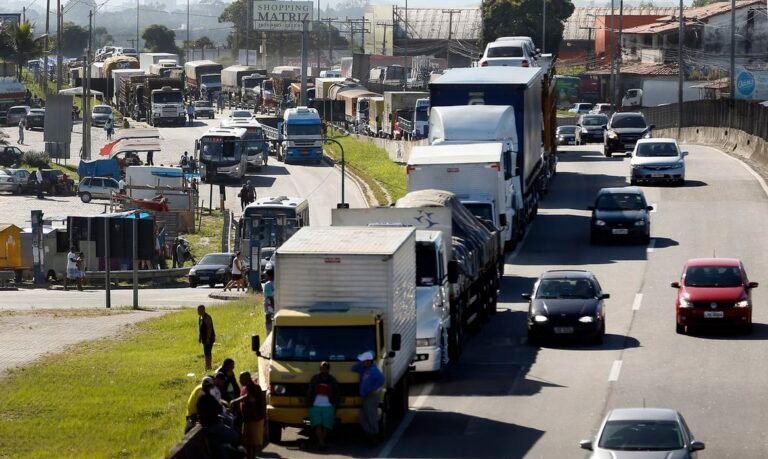 Câmara aprova MP para renovação de frota de caminhões