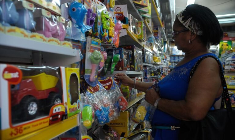 Dia das Crianças: Comércio espera alta de 8% em Mairiporã