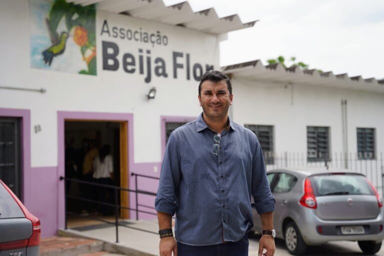 Prefeitura e Associação Beija-Flor assinam convênio para abrigar idosos