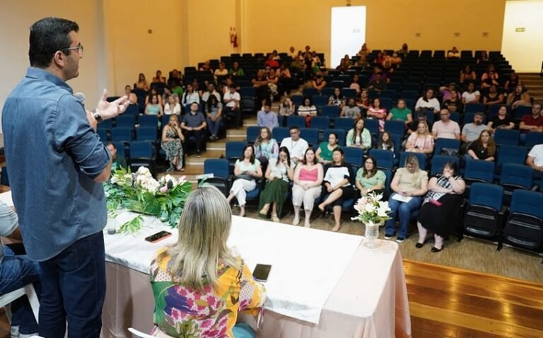 Secretaria Municipal da Educação cria o aplicativo EducaSim