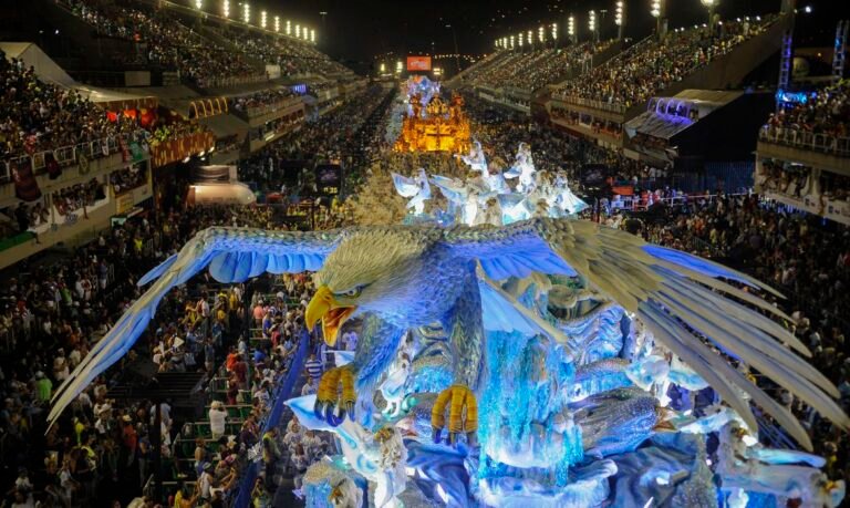 Escolas do Grupo Especial do Rio iniciam finais para sambas de 2023