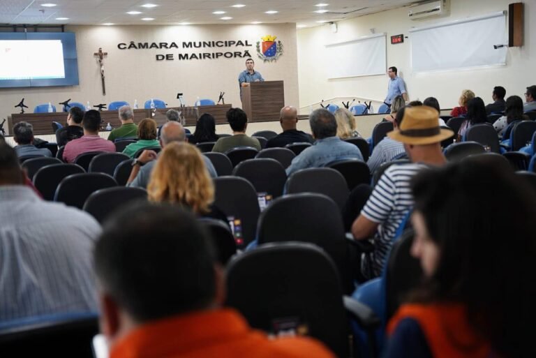 Engenheiros e arquitetos participaram da apresentação do ‘Planta On-Line”