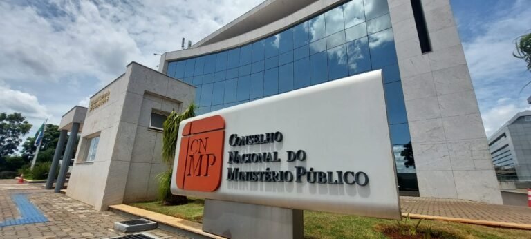 Ministério Público divulga edital de concurso público; salários até R$ 12,4 mil