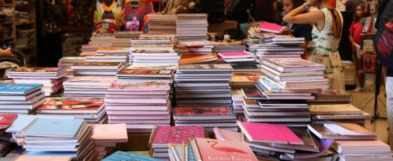 Compra de material escolar começou esta semana e dica é pesquisar preços