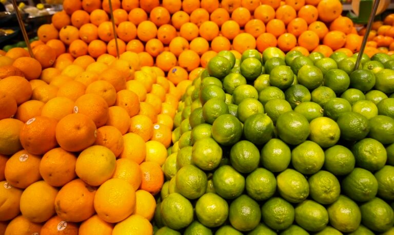 Conab diz que frutas registram queda de preços; tomate e batata tiveram alta