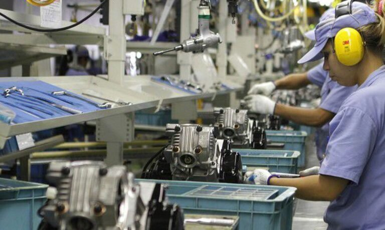 Atividade econômica tem alta de 2,9% em 2022