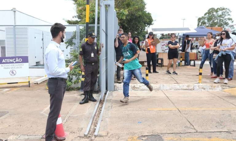 Candidatos poderão pedir isenção da taxa do Enem a partir do dia 17