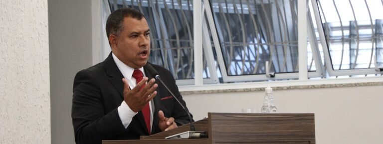 Câmara cassa o mandato do vereador Sargento Rubão