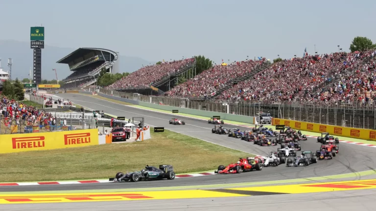 Verstappen tenta ampliar vantagem no GP da Catalunha, neste domingo