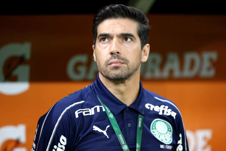 10 clubes já fizeram trocas de treinador no Brasileirão