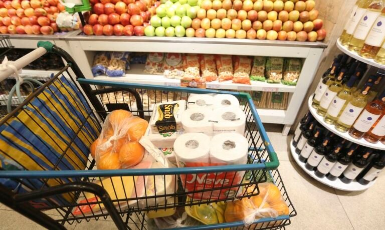 Consumo nos lares encerra primeiro semestre com alta de 2,47%