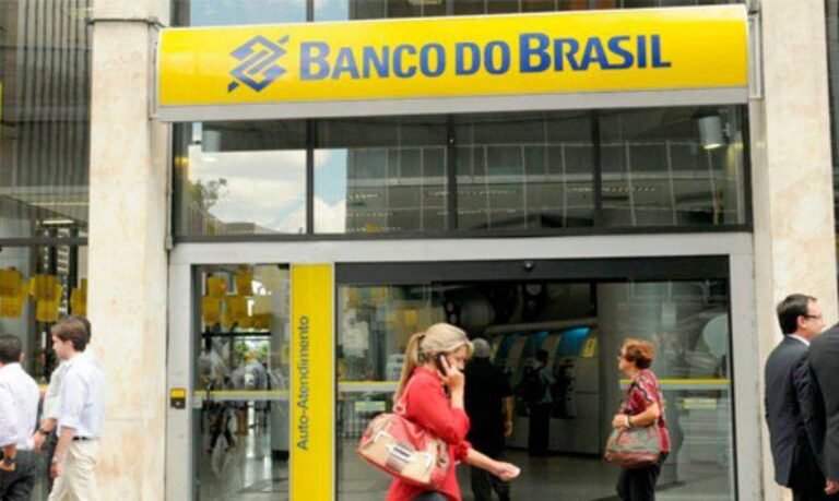 Redução da Selic faz bancos públicos reduzirem suas taxas