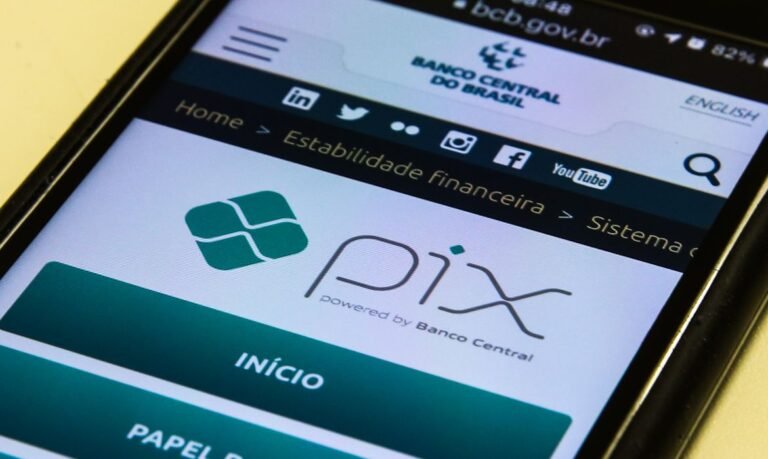 Lançamento do Pix Automático é adiado para outubro de 2024 