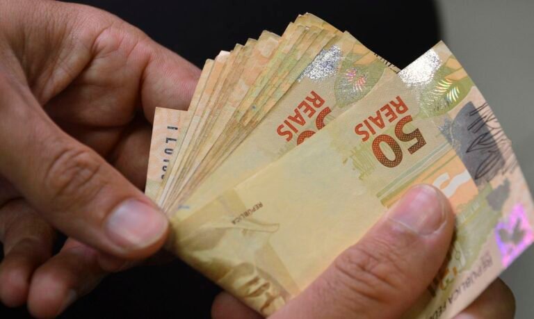 Teto de juros do consignado do INSS cai para 1,84% ao mês