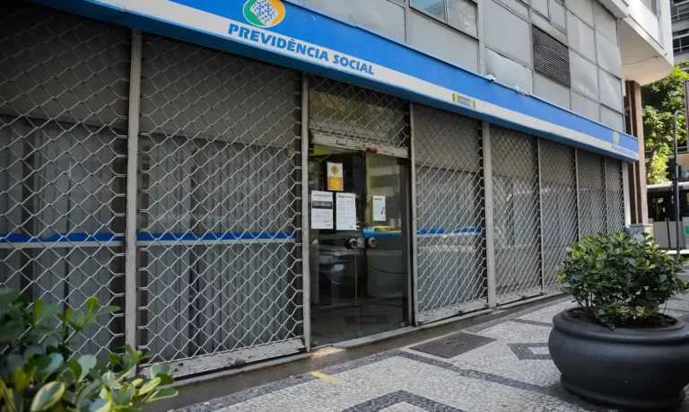 Governo Federal sanciona lei para reduzir filas do INSS