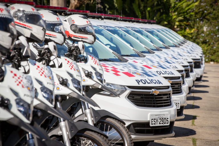Viaturas da Polícia Militar têm nova identidade visual