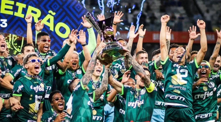 Palmeiras amplia vantagem de títulos no Campeonato Brasileiro