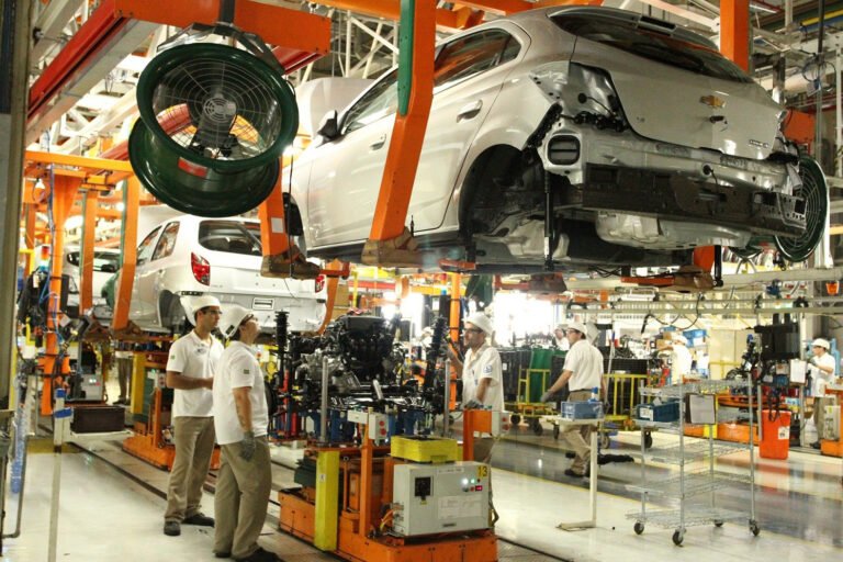 Montadoras de automóveis anunciam R$ 10 bi de investimentos no Brasil
