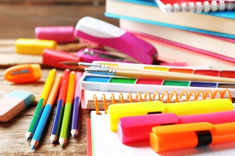 Compra do material escolar exige pesquisa e bom senso
