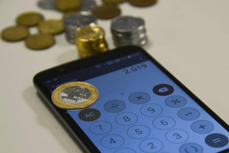 Bancos deixam de operar DOC a partir de segunda-feira