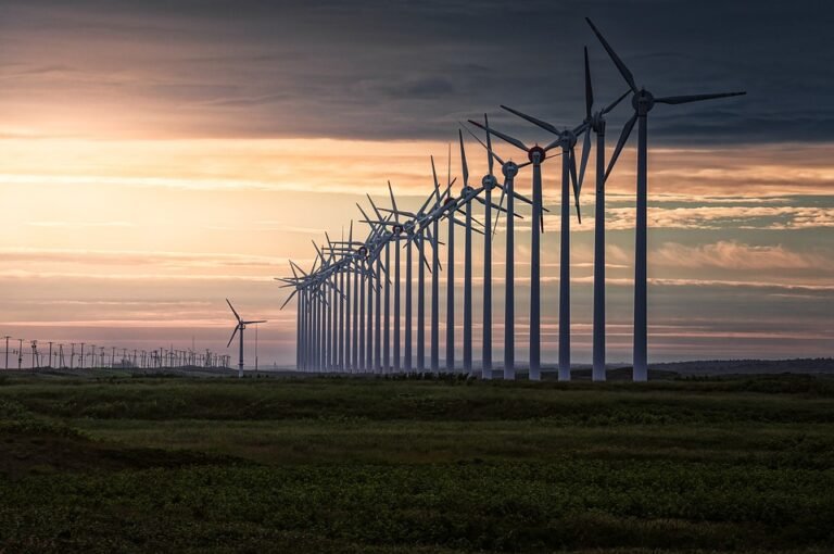 Geração de energia brasileira aumentou 10,3 mil MW em 2023