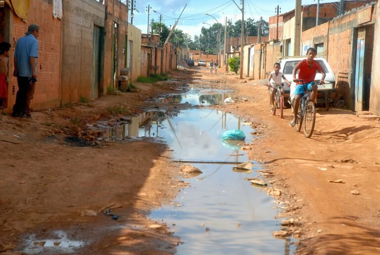 IBGE divulga dados do acesso a saneamento básico nos domicílios do país