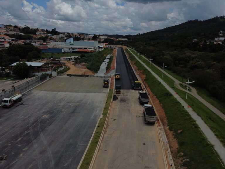 Fase final das obras da avenida Boulevard