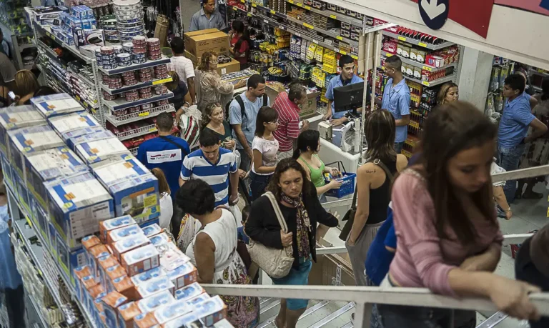Intenção de Consumo das Famílias avança 1,3% em maio