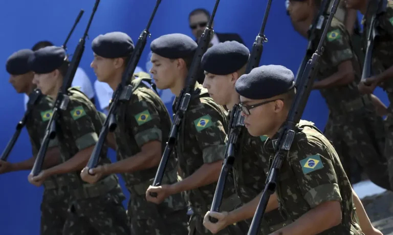 Prazo para alistamento militar obrigatório vai até dia 30