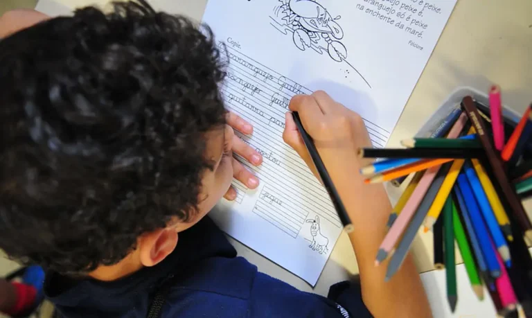 Mairiporã tem o melhor resultado da região na alfabetização de alunos
