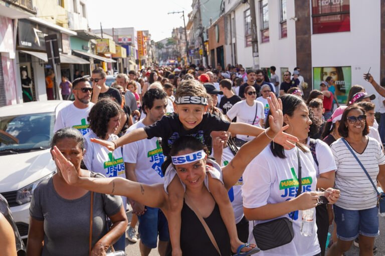 Marcha para Jesus deve reunir milhares de pessoas neste sábado