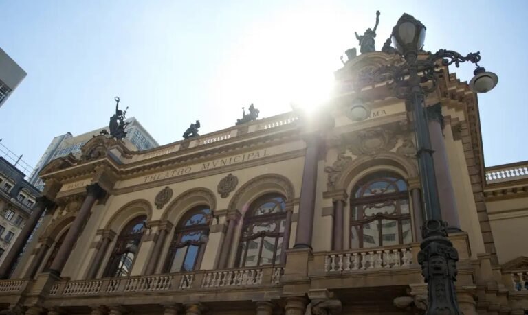 Evento de ópera celebra cultura italiana no Theatro Municipal de SP