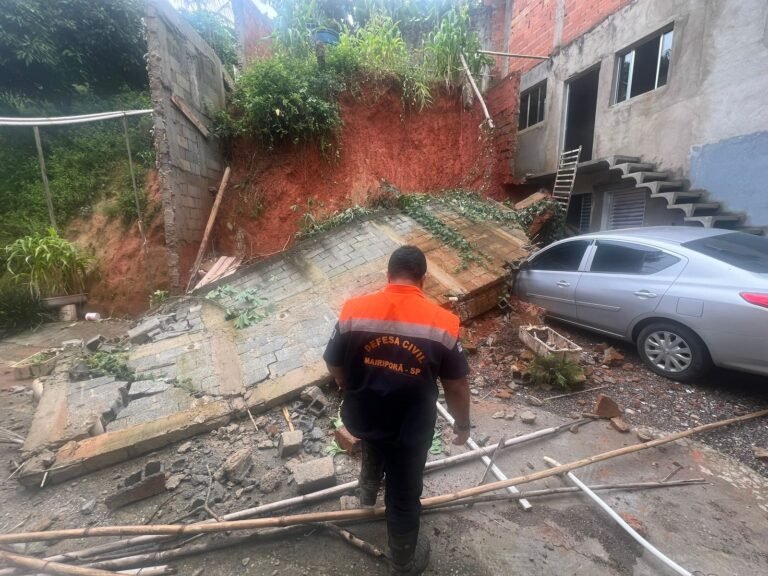 Chuvas intensas levaram à interdição de imóveis