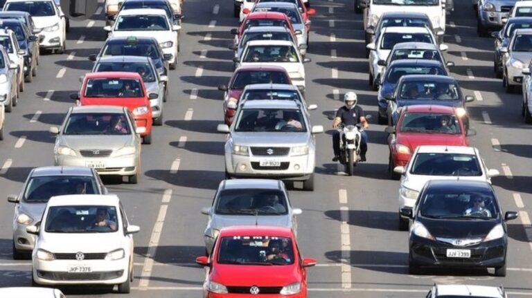 Janeiro tem maior número de licenciamento de veículos desde 2021