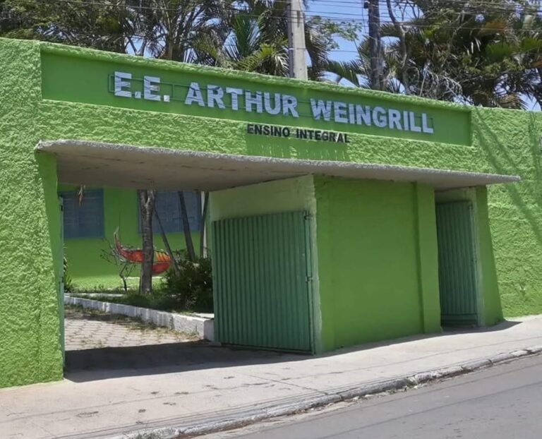 Escola Arthur Weingrill vai adotar modelo cívico-militar a partir do 2º semestre