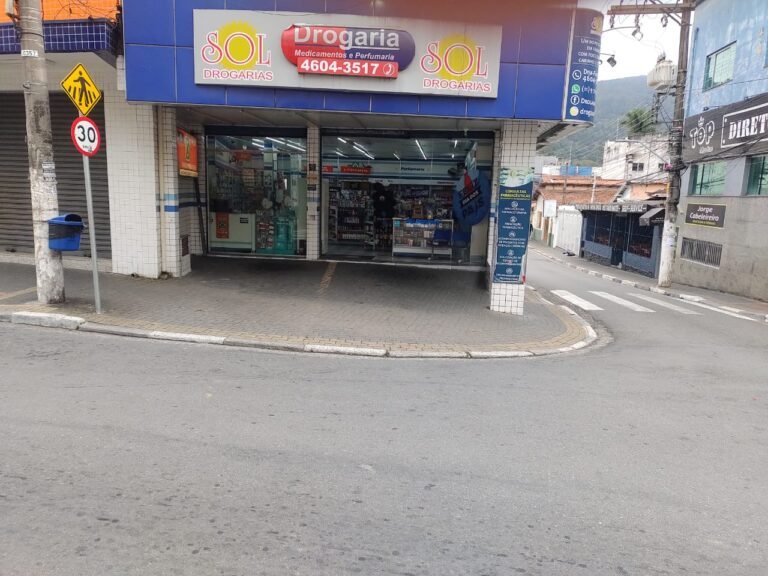 Ministério da Saúde descredencia mais de 9 mil farmácias do programa popular