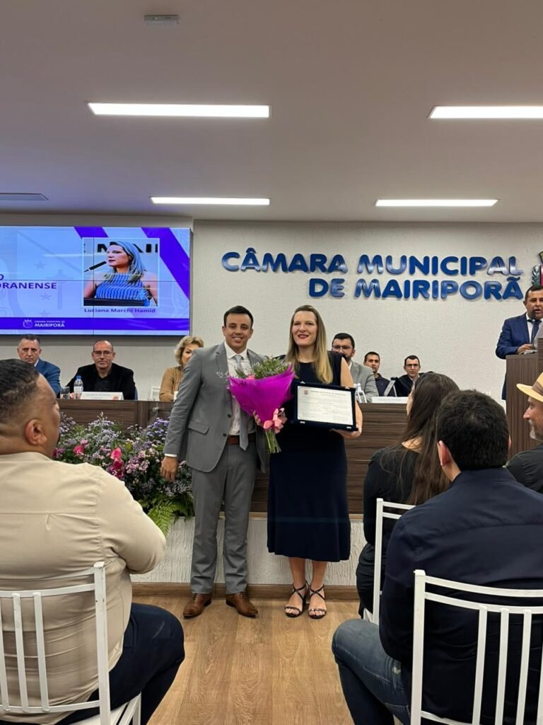 Primeira-dama recebe o título de Cidadã Mairiporanense