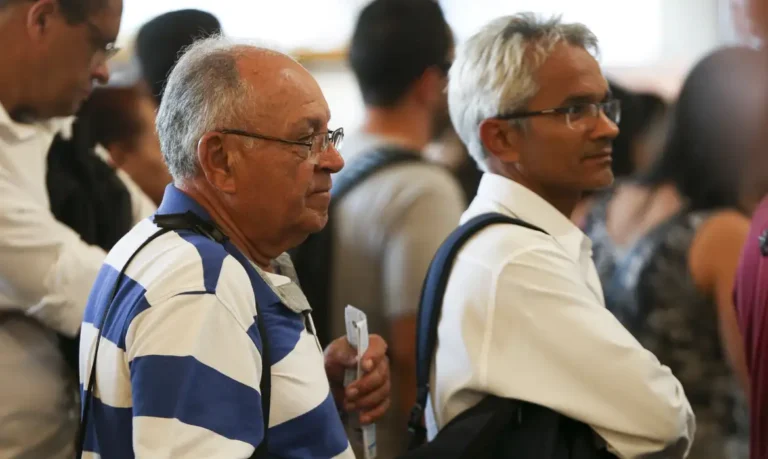Aposentados têm até 14 de fevereiro para pedir ressarcimento ao INSS