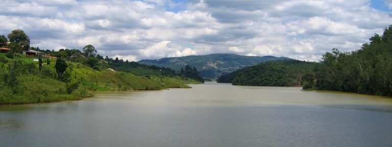 Cantareira opera com níveis críticos e chega a 40% da capacidade útil